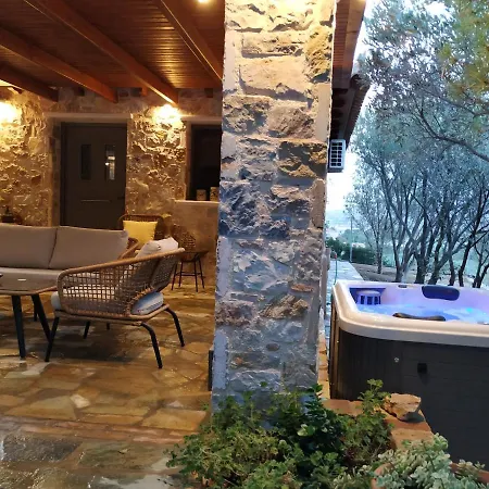 Vena Villa *